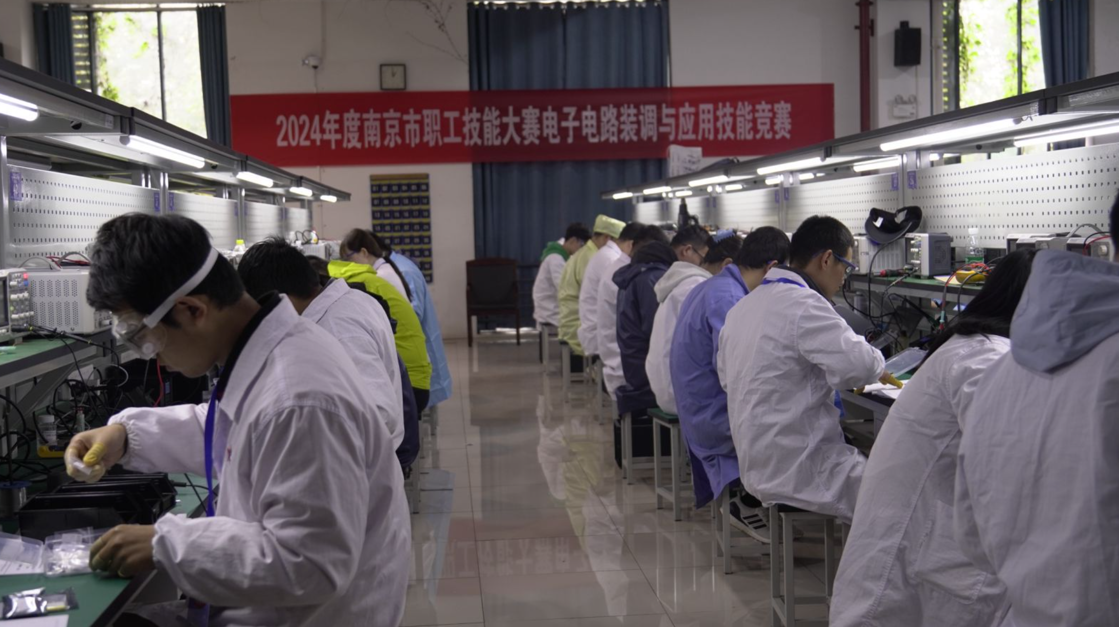 比赛现场.png 比赛现场.png